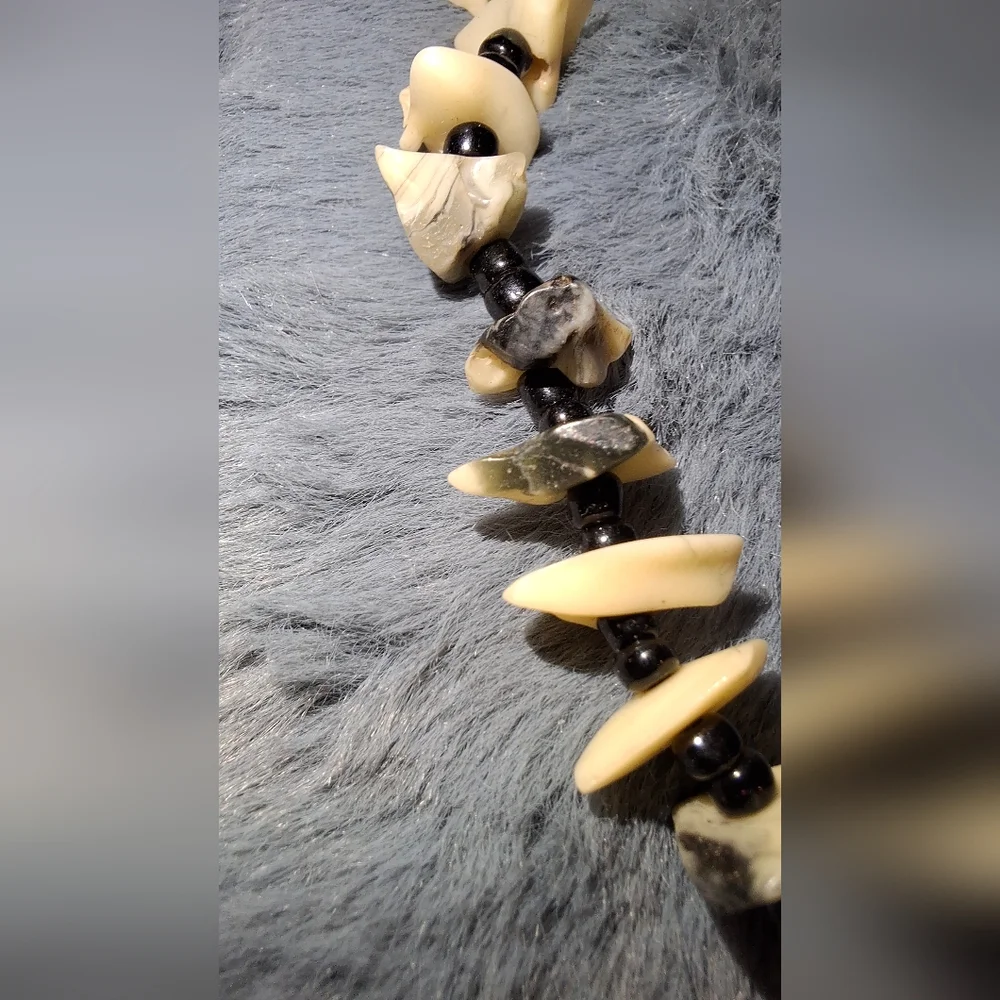 Cream and Grey Nugget, Chip Beaded Necklace Graduated Vintage rustic poss faux?